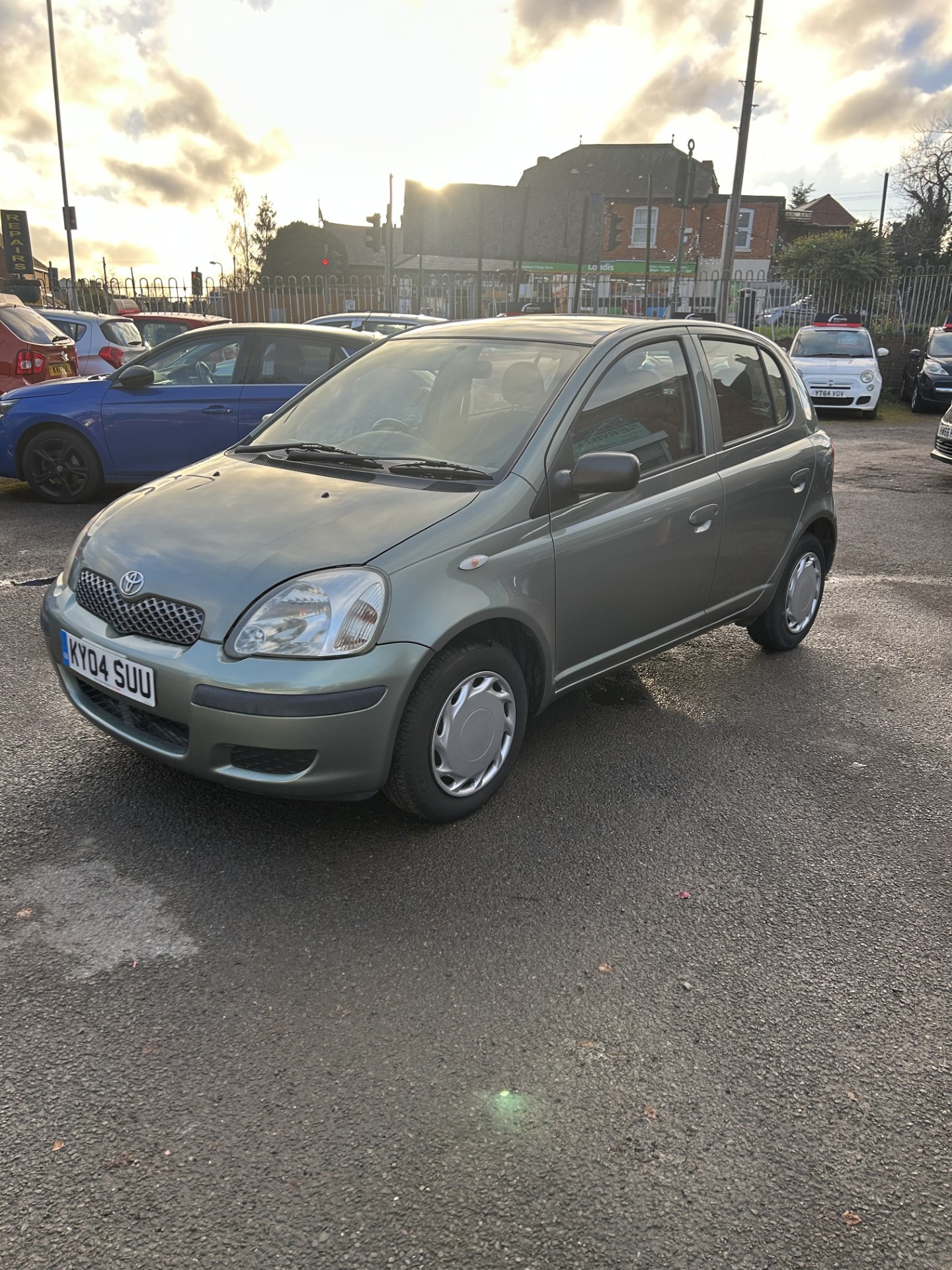 Used Toyota Yaris 2004 for sale - 76906413: Photo 3