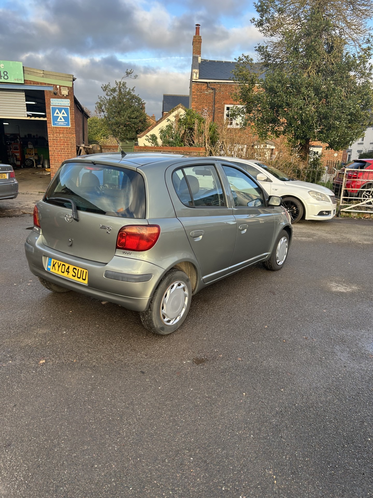 Used Toyota Yaris 2004 for sale - 76906413: Photo 7