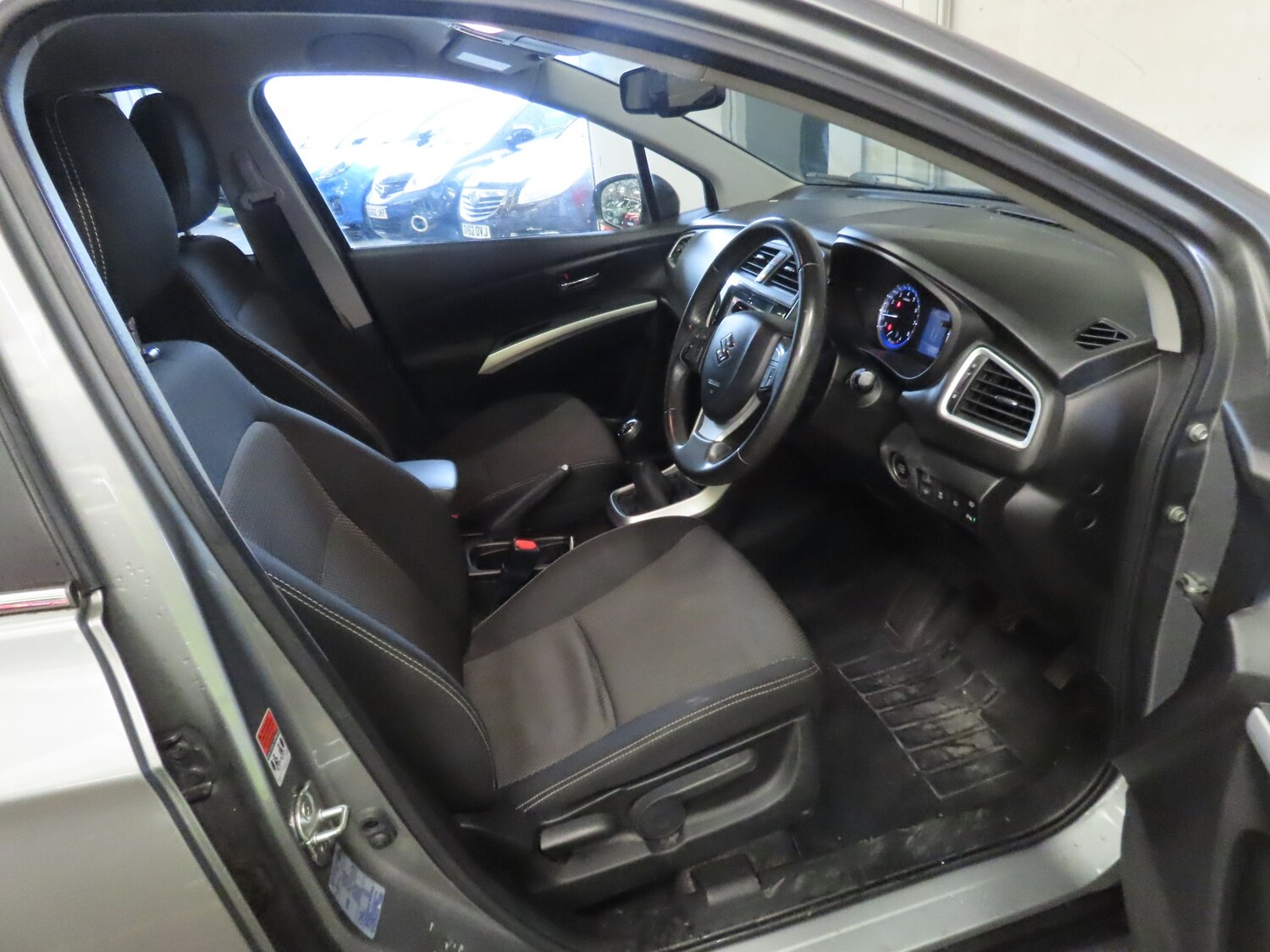 Used Suzuki SX4 S-Cross 2016 for sale - 77543389: Photo 9