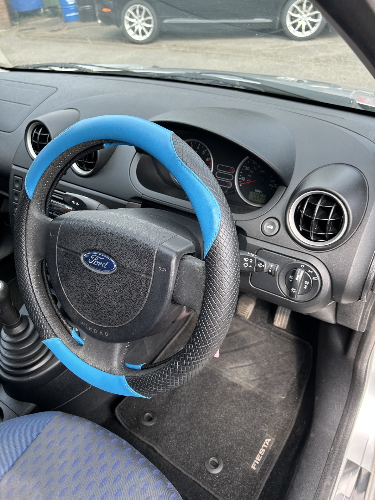 Used Ford Fiesta 2004 for sale - 76554774: Photo 10