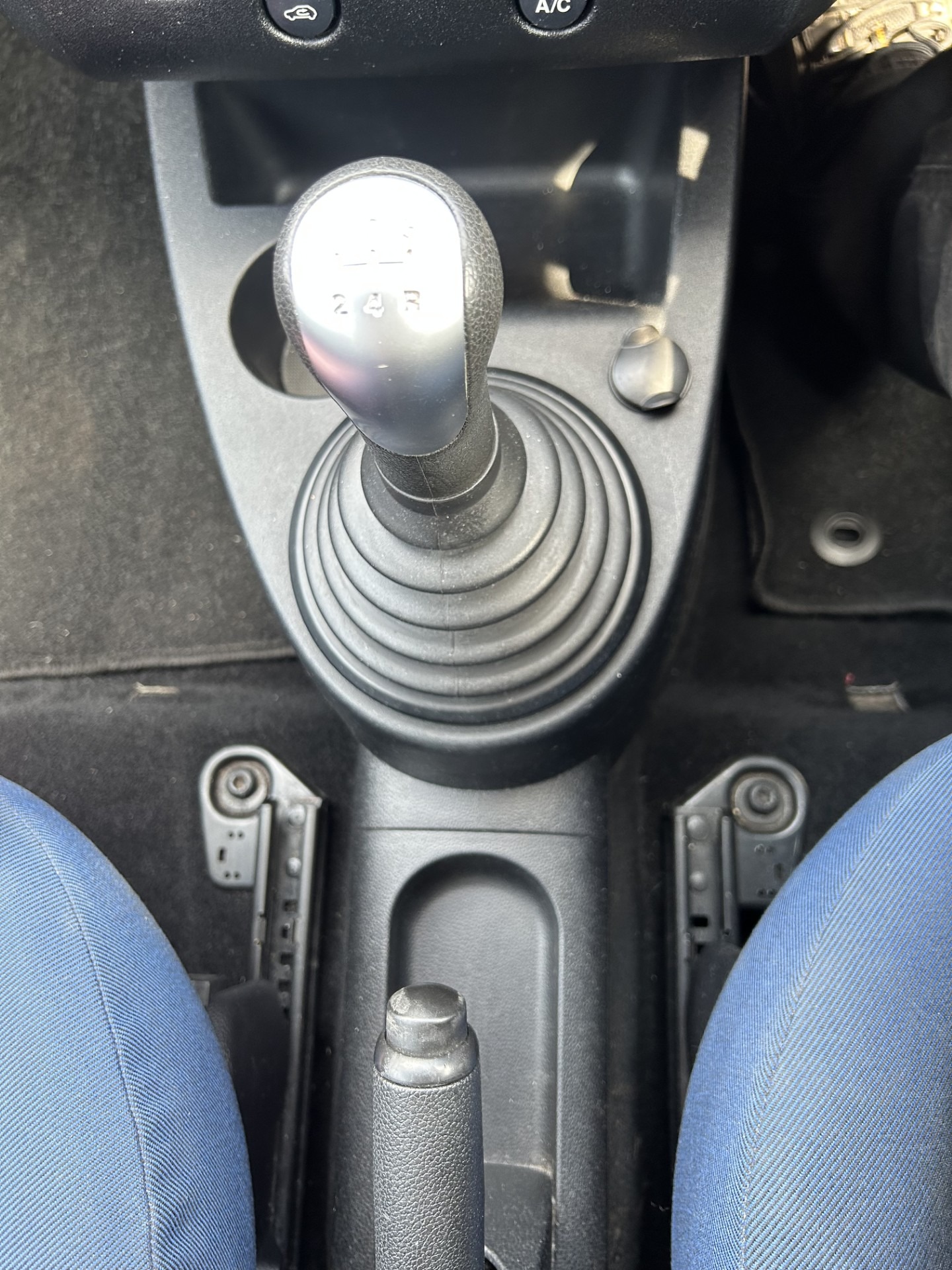 Used Ford Fiesta 2004 for sale - 76554774: Photo 12