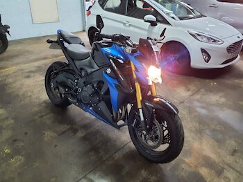 Used Suzuki GSX-S 2018 for sale - bike-77617776: Photo