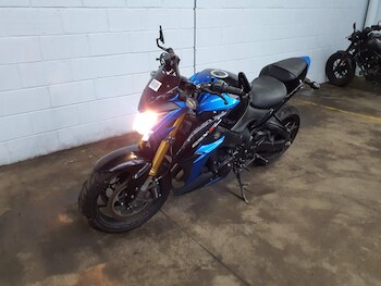 Used Suzuki GSX-S 2018 for sale - bike-77617776: Photo