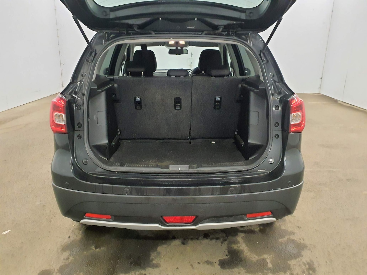 Used Suzuki SX4 S-Cross 2017 for sale - 77984810: Photo 7