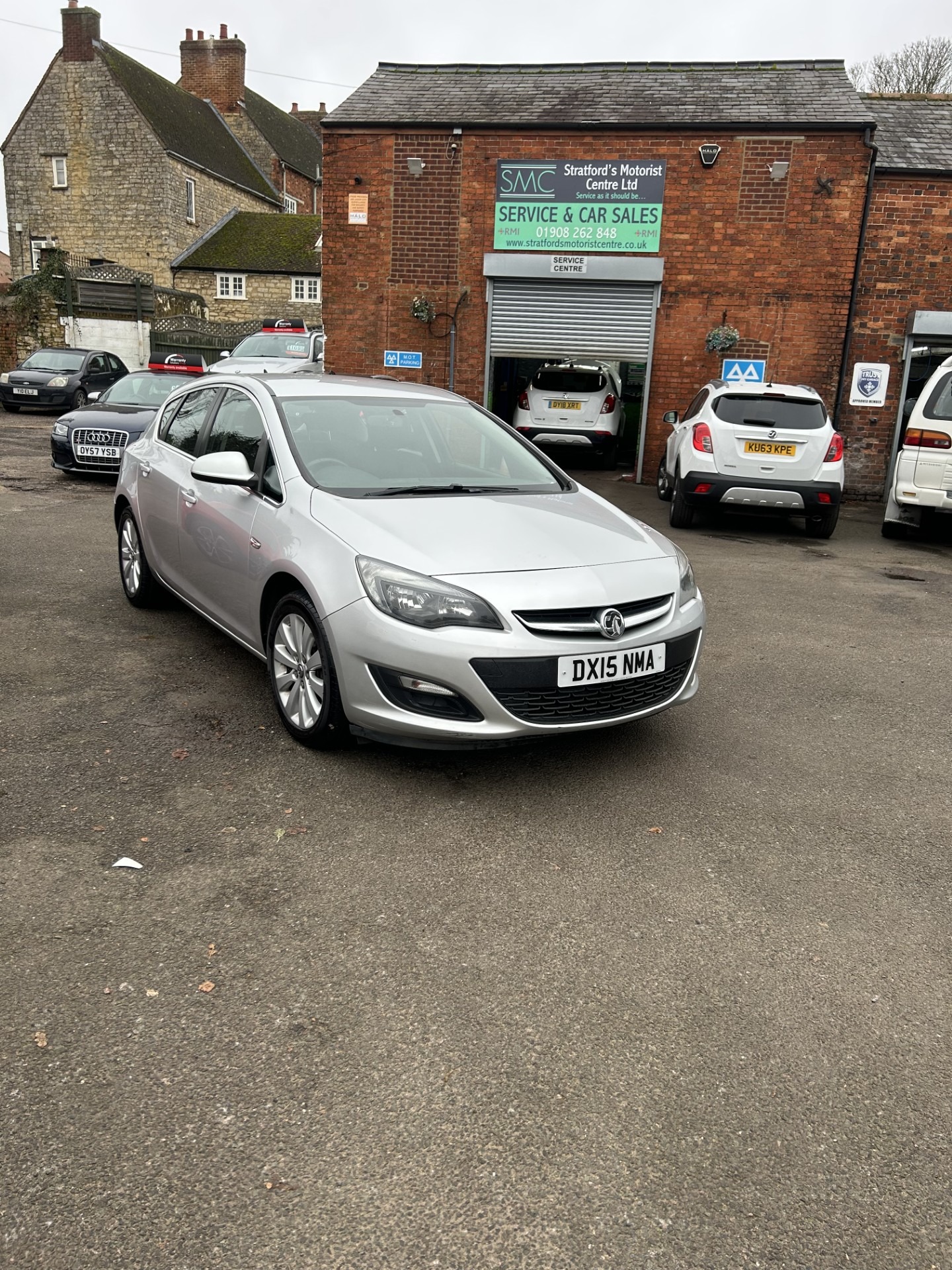 Used Vauxhall Astra 2015 for sale - 76566355: Photo 1