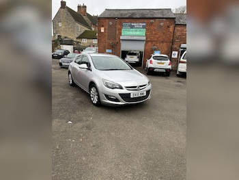 Used Vauxhall Astra 2015 for sale - 76566355: Photo