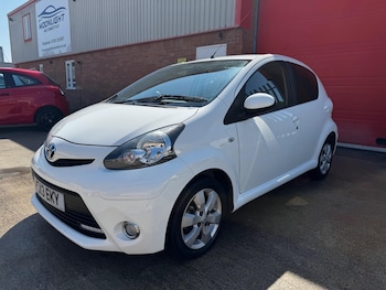 Used Toyota AYGO 2013 for sale - 75552989: Photo