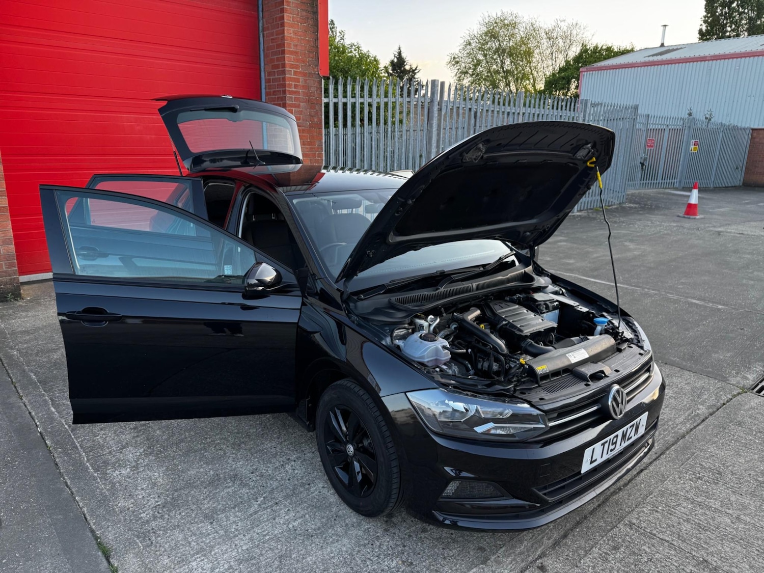Used Volkswagen Polo 2019 for sale - 76152823: Photo 10