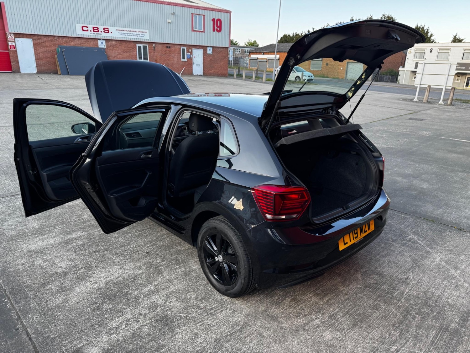 Used Volkswagen Polo 2019 for sale - 76152823: Photo 20
