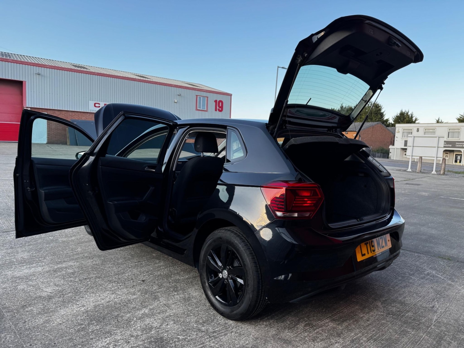 Used Volkswagen Polo 2019 for sale - 76152823: Photo 21