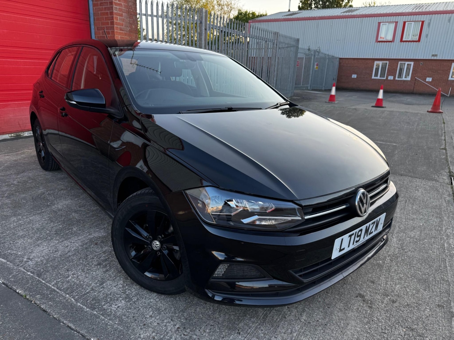 Used Volkswagen Polo 2019 for sale - 76152823: Photo 5