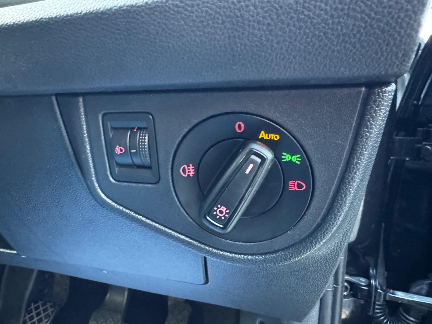 Used Volkswagen Polo 2019 for sale - 76152823: Photo 51