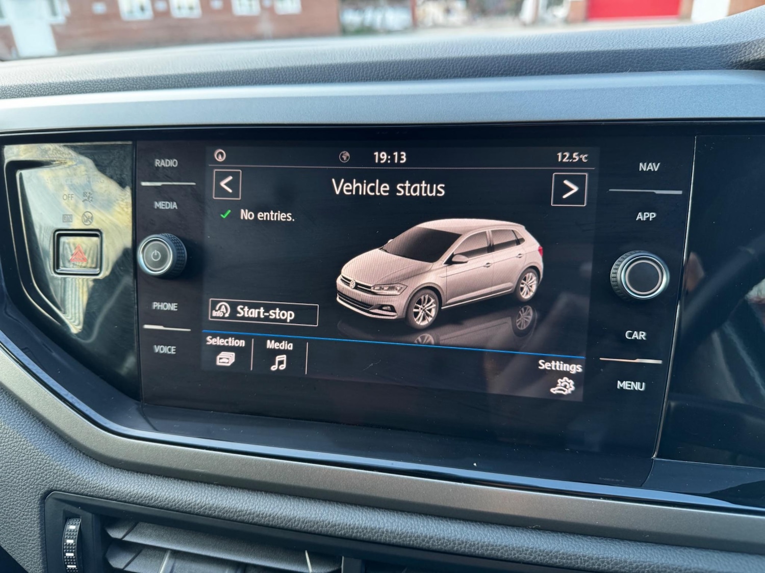Used Volkswagen Polo 2019 for sale - 76152823: Photo 67