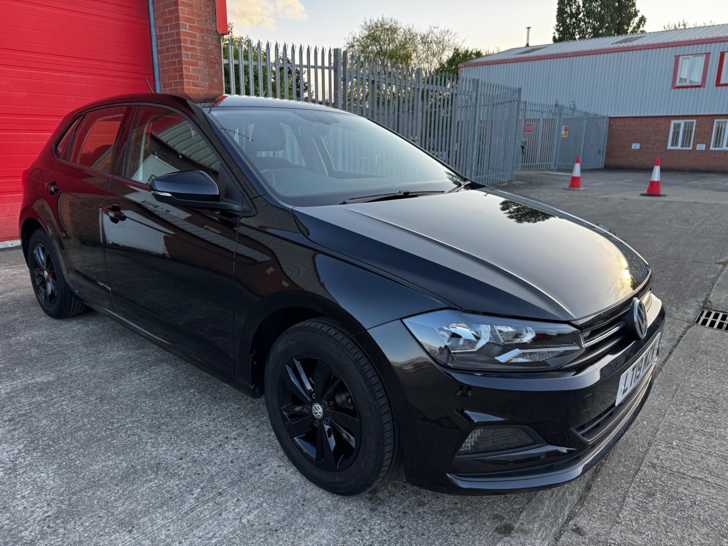 Used Volkswagen Polo 2019 for sale - 76152823: Photo 8