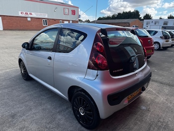 Used Peugeot 107 2013 for sale - 75719677: Photo