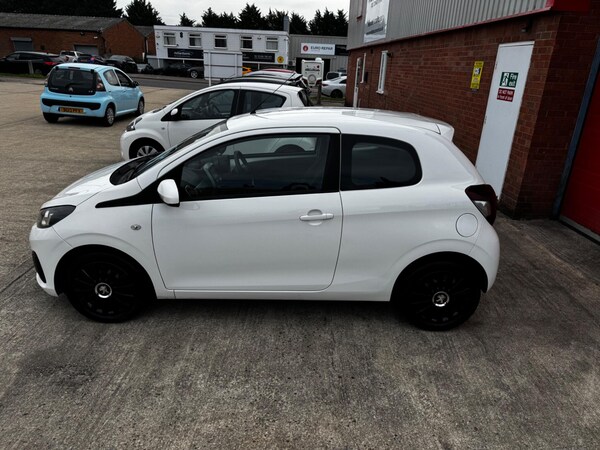 Used Peugeot 108 2016 for sale - 76152402: Photo 22
