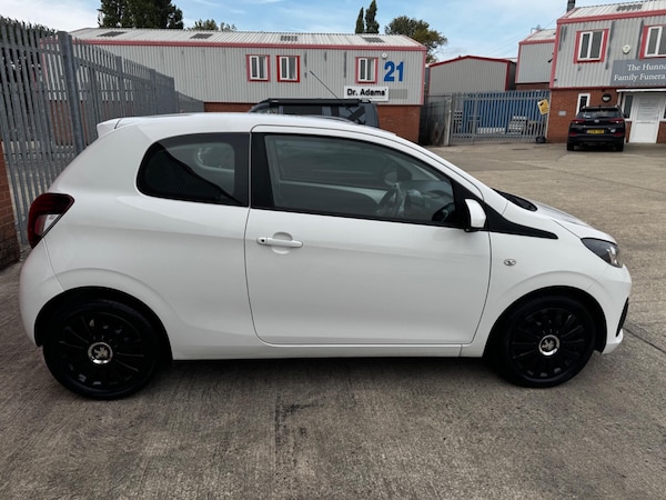 Used Peugeot 108 2016 for sale - 76152402: Photo 29