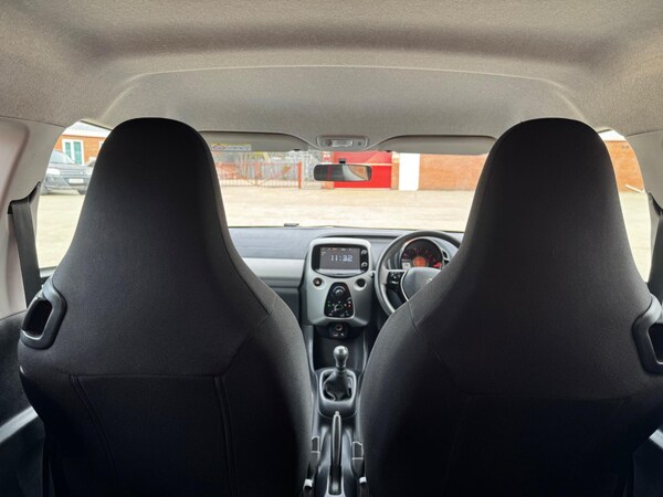 Used Peugeot 108 2016 for sale - 76152402: Photo 41