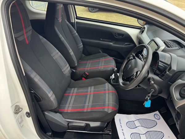 Used Peugeot 108 2016 for sale - 76152402: Photo 48