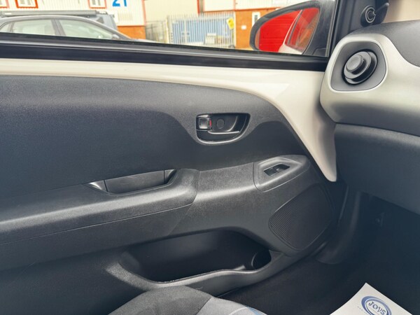 Used Peugeot 108 2016 for sale - 76152402: Photo 61