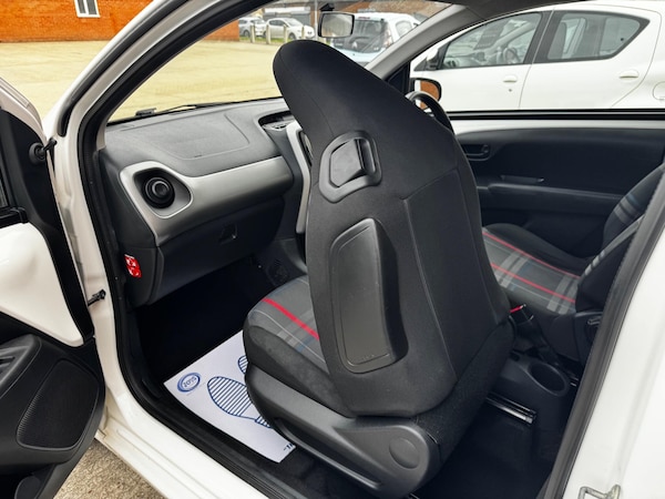 Used Peugeot 108 2016 for sale - 76152402: Photo 99