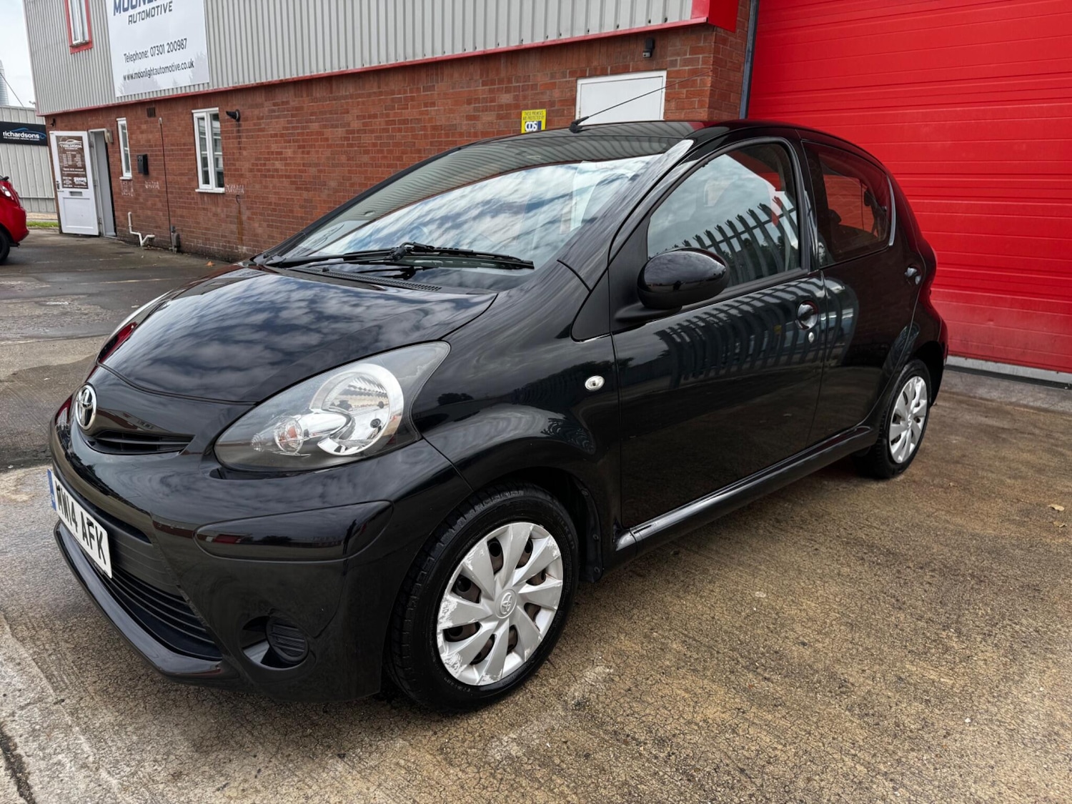 Used Toyota AYGO 2014 for sale - 76071647: Photo 10