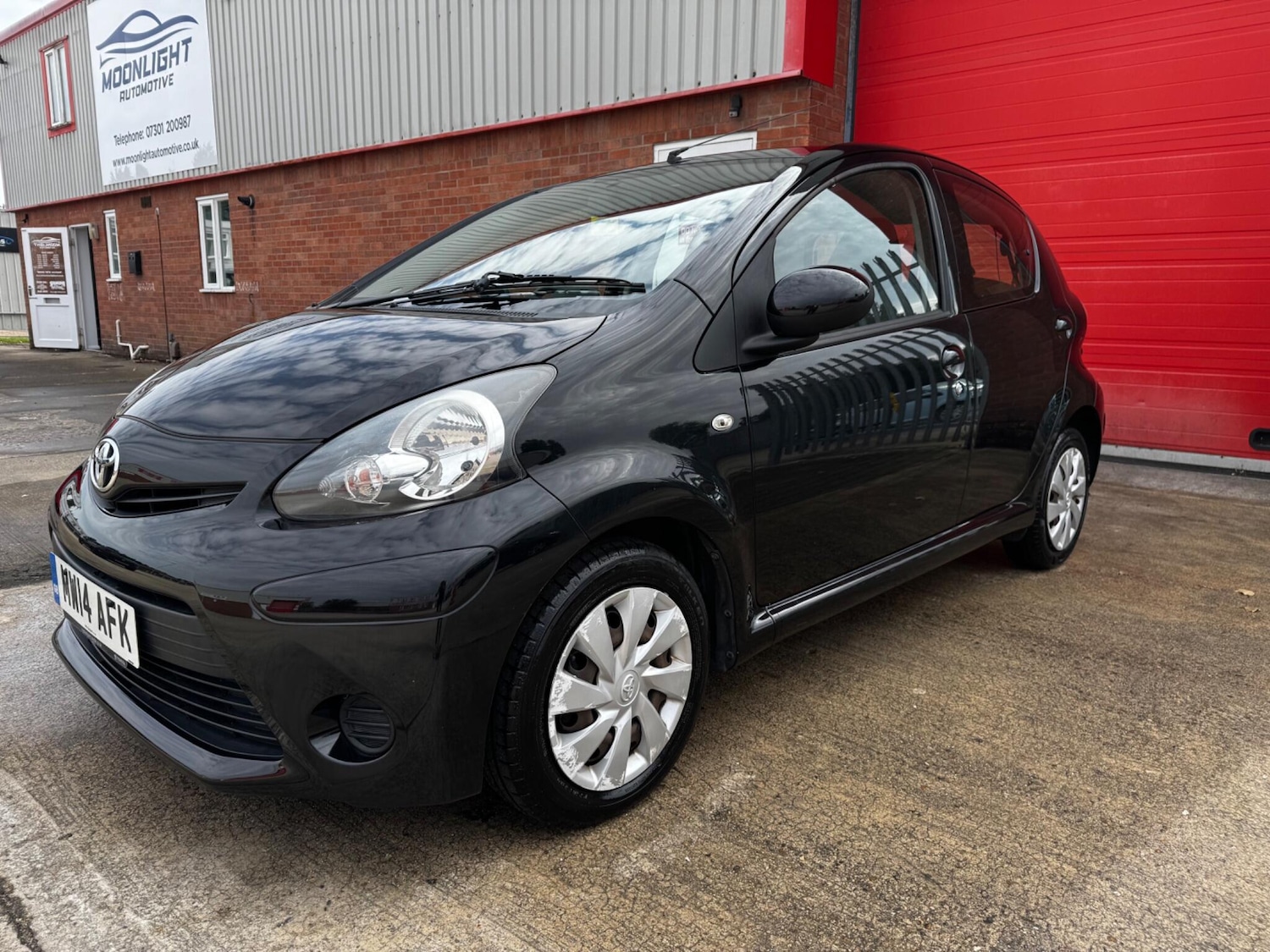 Used Toyota AYGO 2014 for sale - 76071647: Photo 11