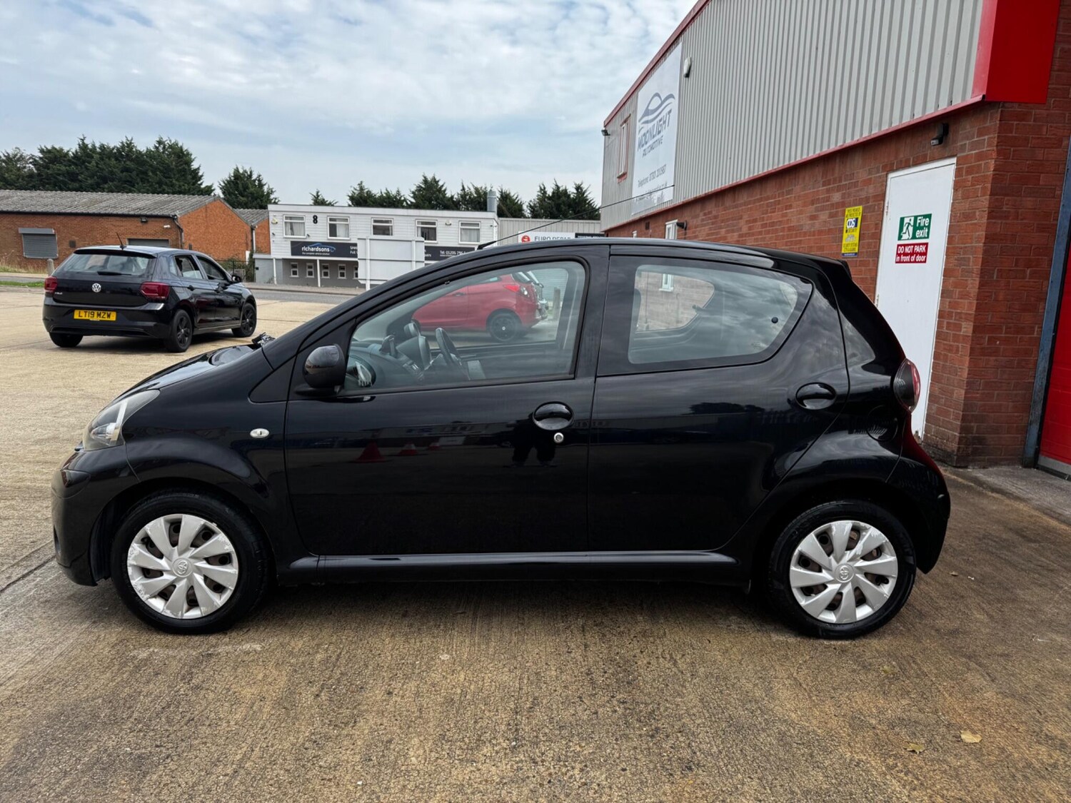 Used Toyota AYGO 2014 for sale - 76071647: Photo 13