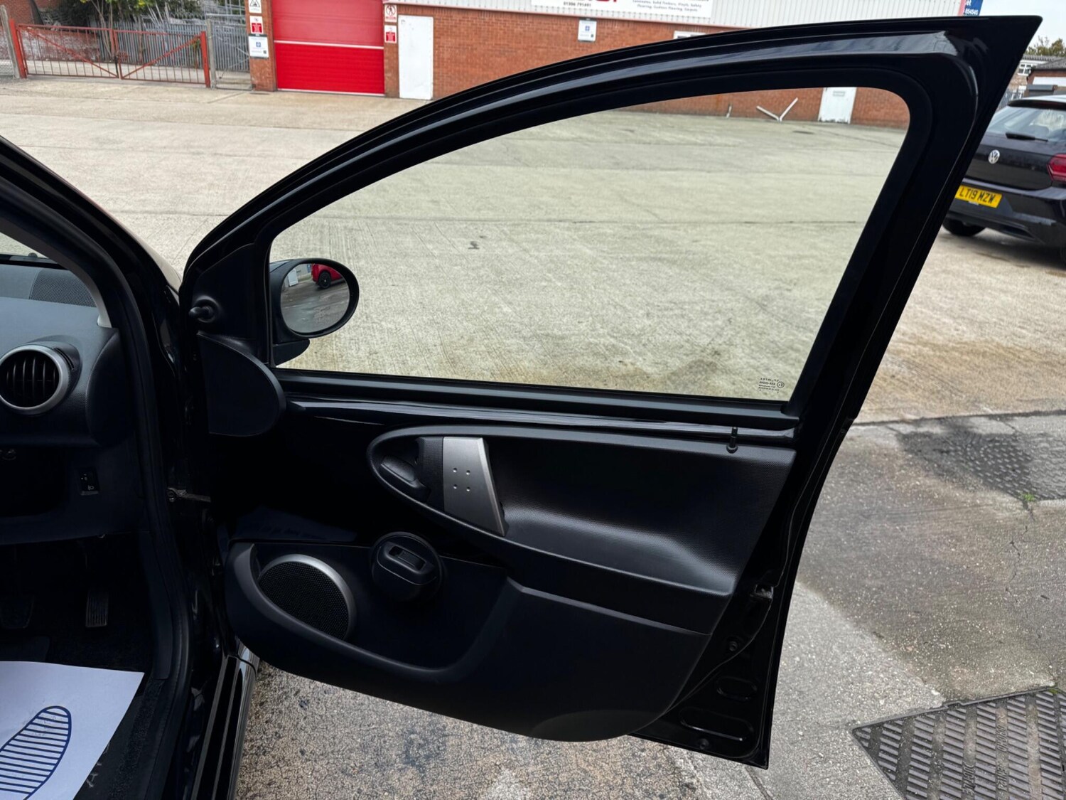 Used Toyota AYGO 2014 for sale - 76071647: Photo 38