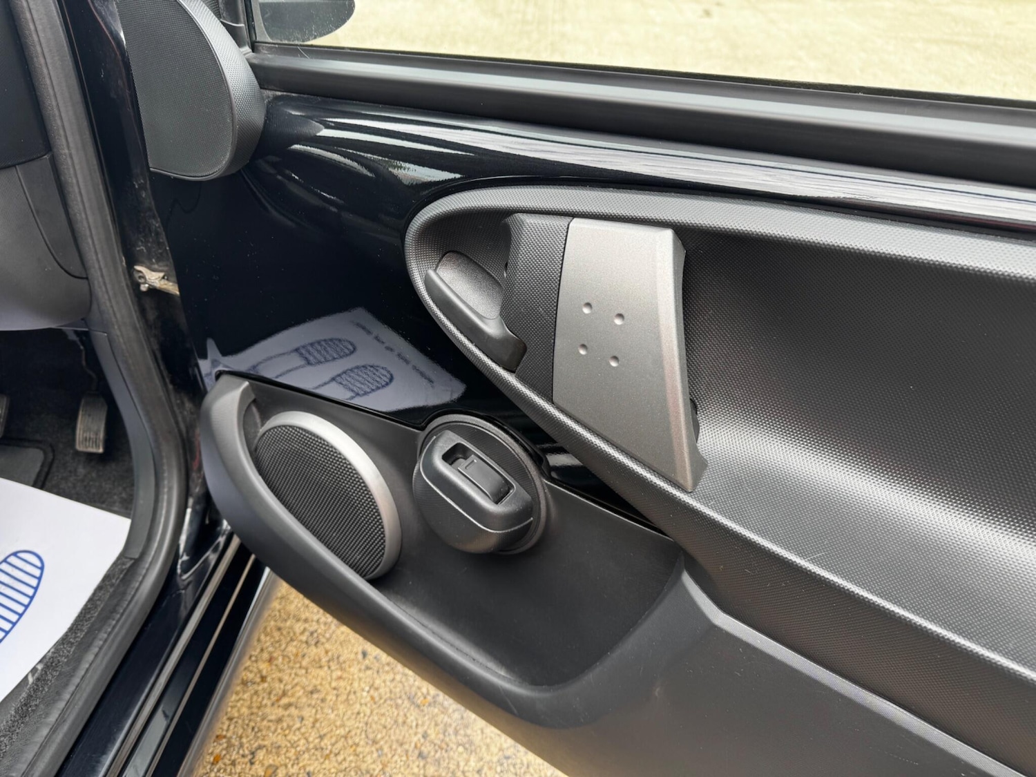 Used Toyota AYGO 2014 for sale - 76071647: Photo 39