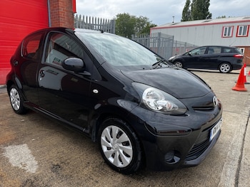 Used Toyota AYGO 2014 for sale - 76071647: Photo