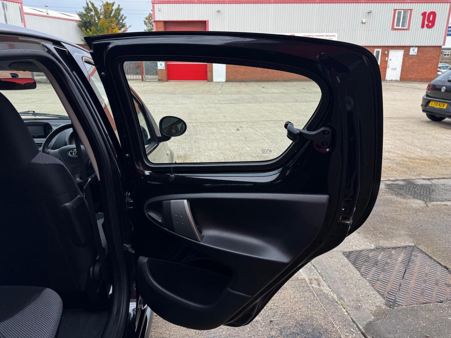 Used Toyota AYGO 2014 for sale - 76071647: Photo 66