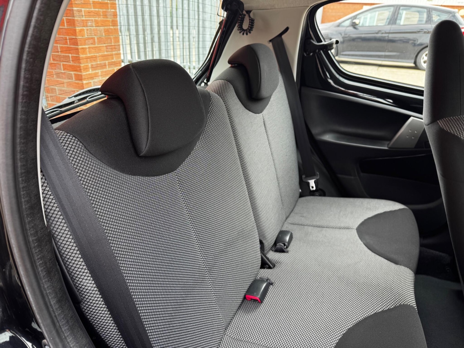 Used Toyota AYGO 2014 for sale - 76071647: Photo 70