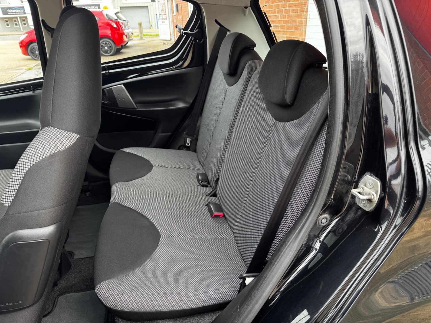 Used Toyota AYGO 2014 for sale - 76071647: Photo 83