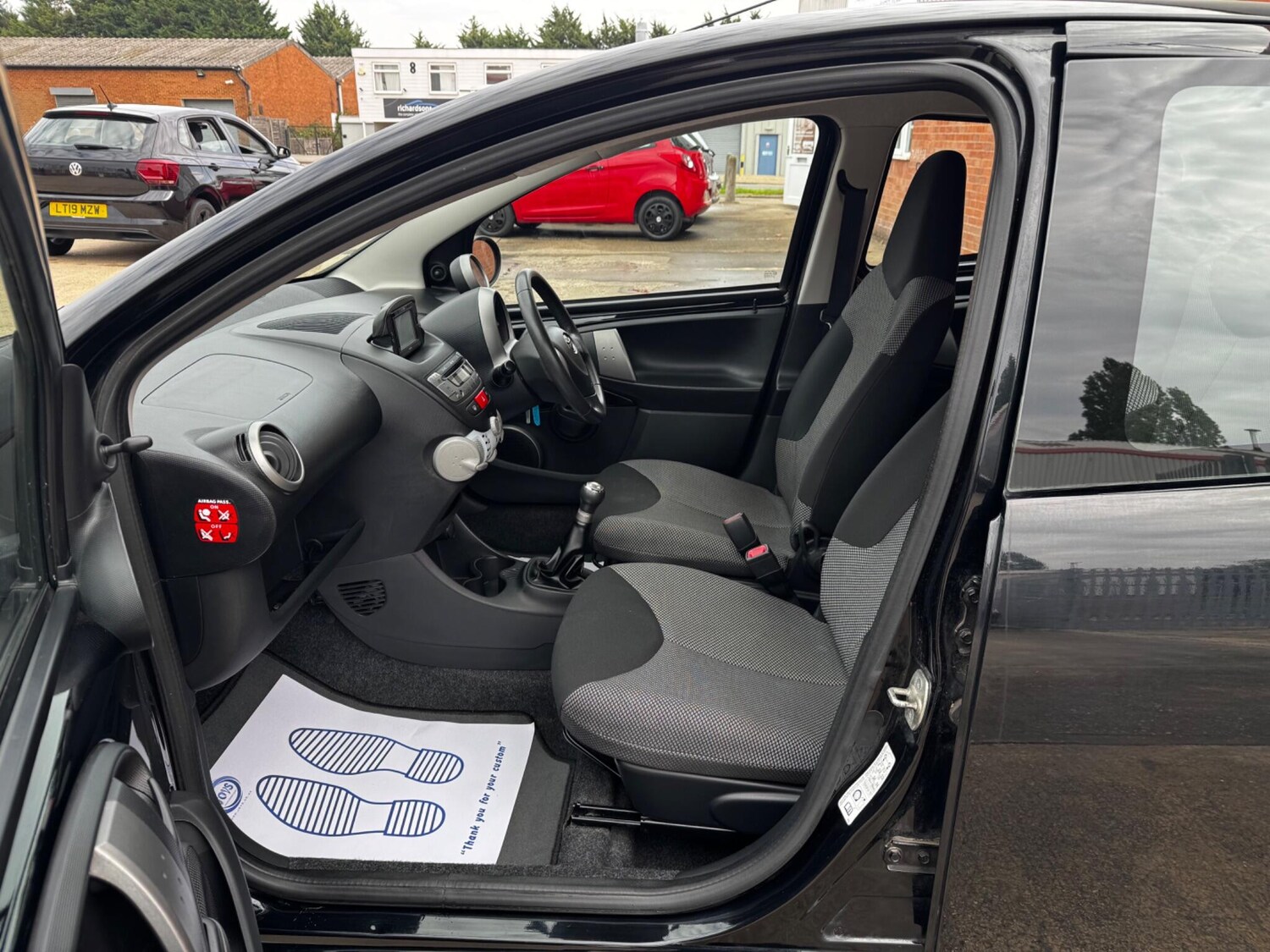 Used Toyota AYGO 2014 for sale - 76071647: Photo 86