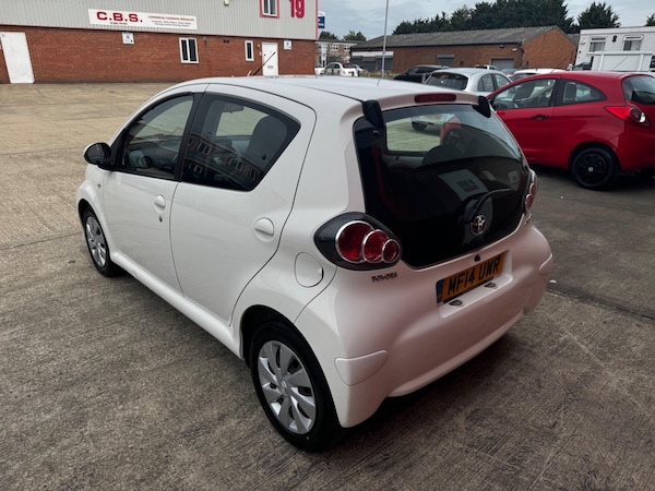 Used Toyota AYGO 2014 for sale - 75519399: Photo 15