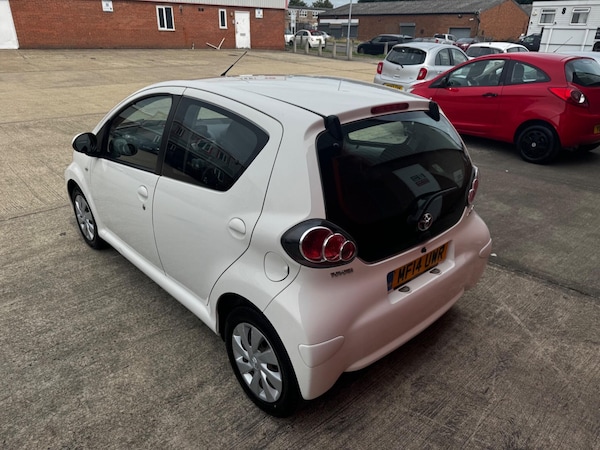 Used Toyota AYGO 2014 for sale - 75519399: Photo 16