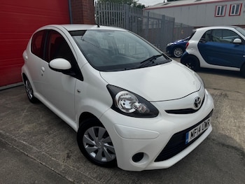 2014 (14) - 1.0 VVT-i Move Euro 5 5dr