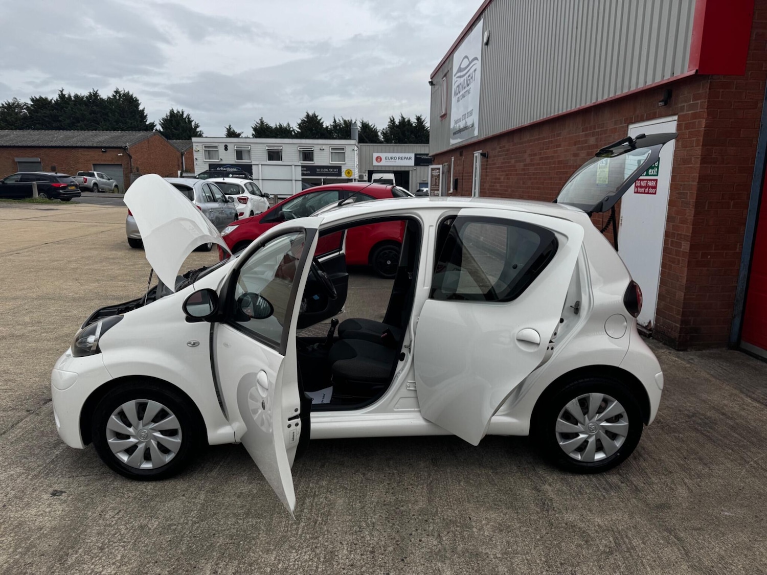 Vehicle 21