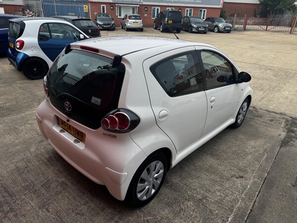 Used Toyota AYGO 2014 for sale - 75519399: Photo 31