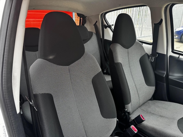 Used Toyota AYGO 2014 for sale - 75519399: Photo 41