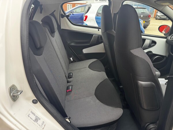 Used Toyota AYGO 2014 for sale - 75519399: Photo 45