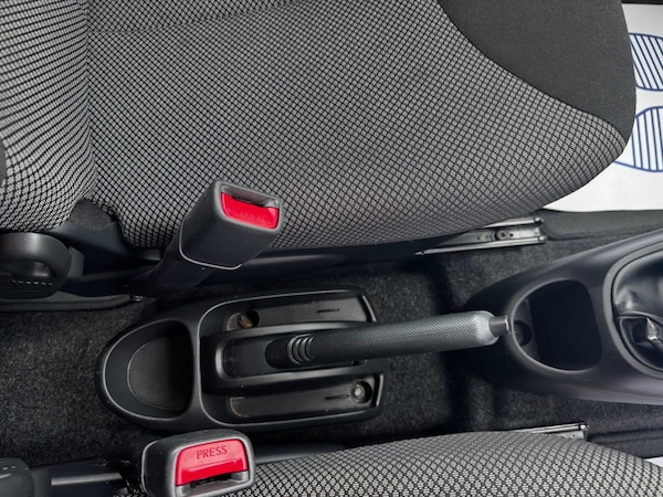 Used Toyota AYGO 2014 for sale - 75519399: Photo 51