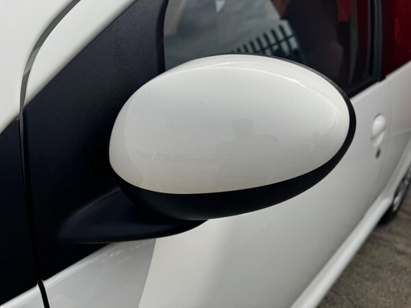 Used Toyota AYGO 2014 for sale - 75519399: Photo 72