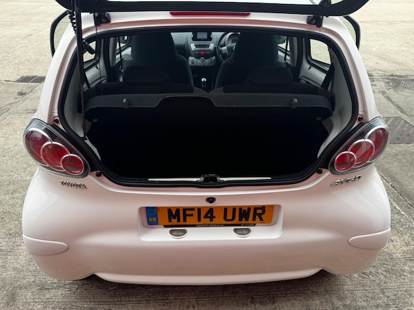 Used Toyota AYGO 2014 for sale - 75519399: Photo 74