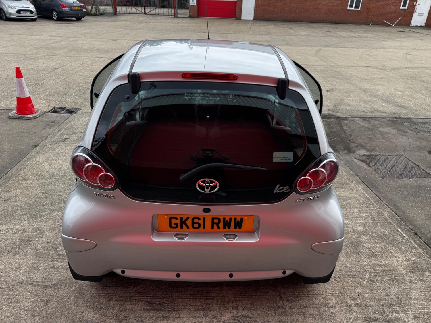 Vehicle 21