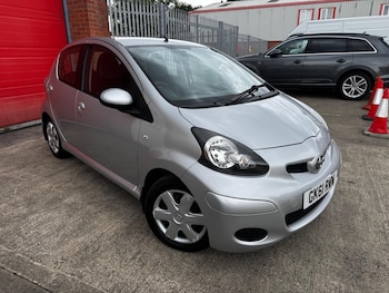 Used Toyota AYGO 2011 for sale - 75459713: Photo
