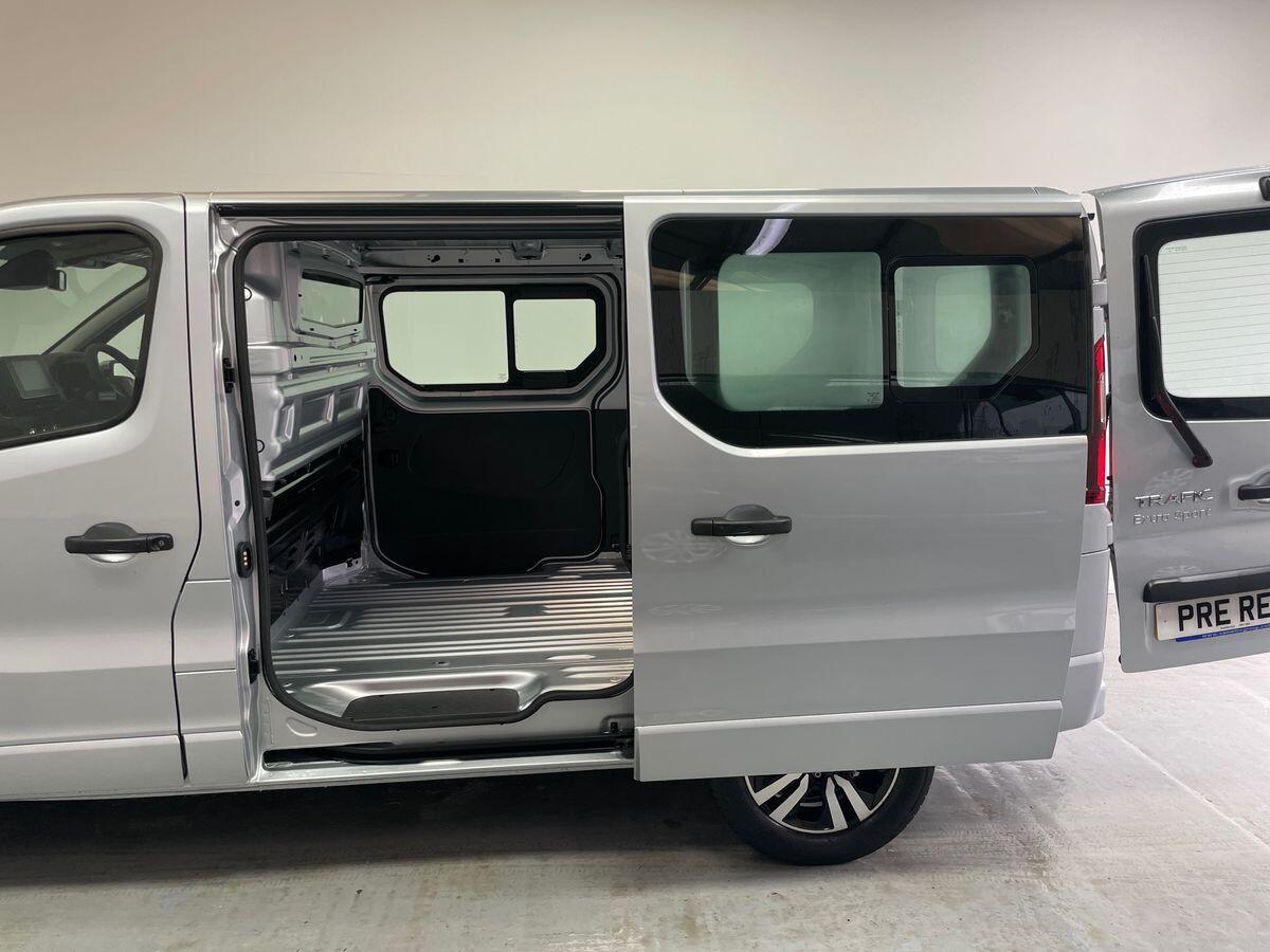 Used Renault Trafic 2025 for sale - 76913272: Photo 6