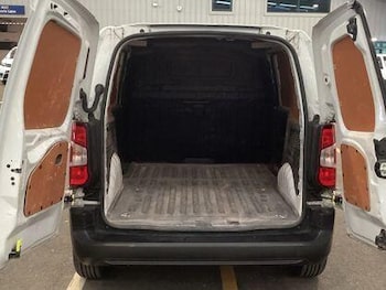 Used Toyota ProAce 2023 for sale - 78705486: Photo