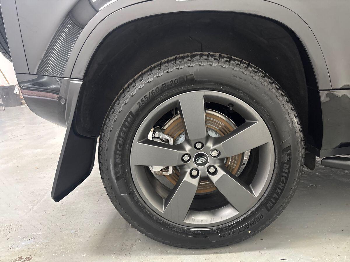 Used Land Rover Defender 90 2025 for sale - 77412331: Photo 28